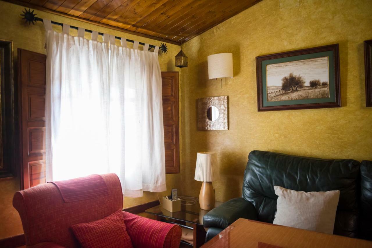 Casa Las Cadenas อูเบดา ภายนอก รูปภาพ