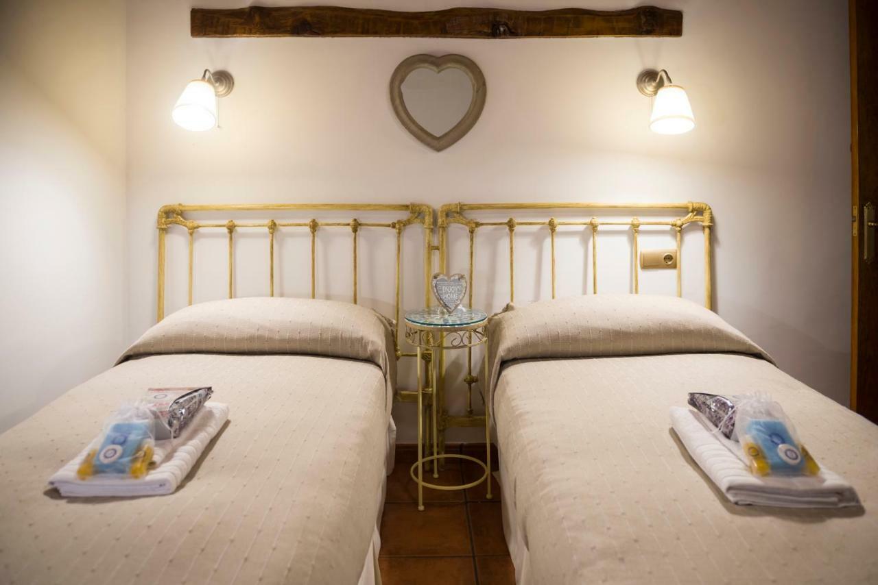 Casa Las Cadenas อูเบดา ภายนอก รูปภาพ